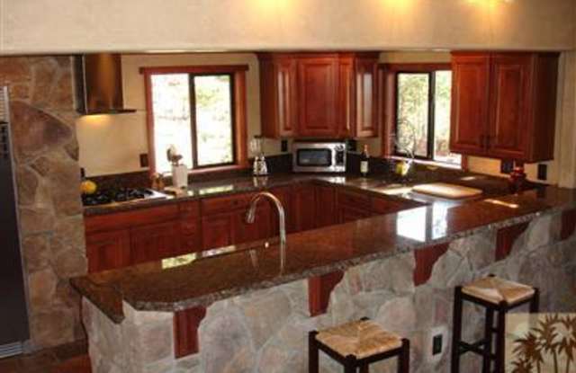 52870 Stonewood Canyon Road Gallery 3