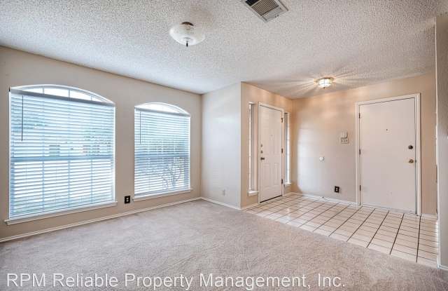 919 Timber Trail Gallery 3