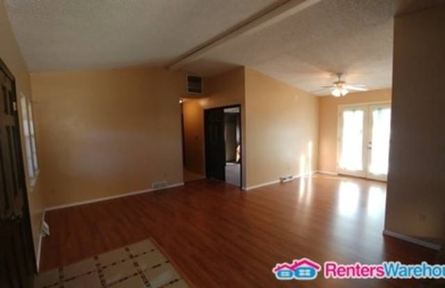 874 Dexter Drive Gallery 2