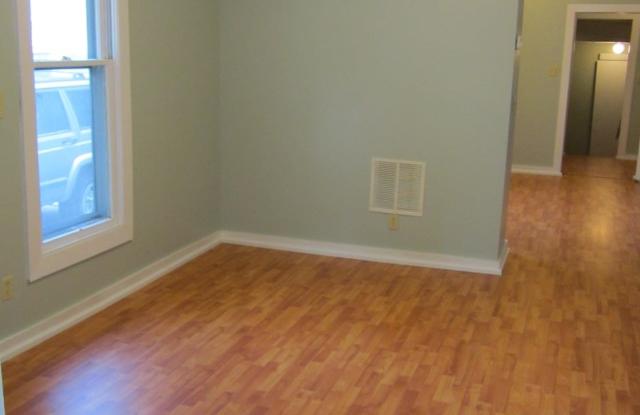 819 W Kirkwood Avenue Gallery 3