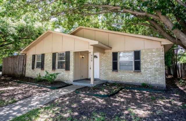 717 Pinehill Ln Grand Prairie TX 75052 Unit: 1 Gallery 2