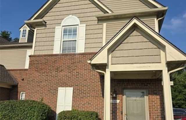 27601 Hidden Oaks Drive photos photos