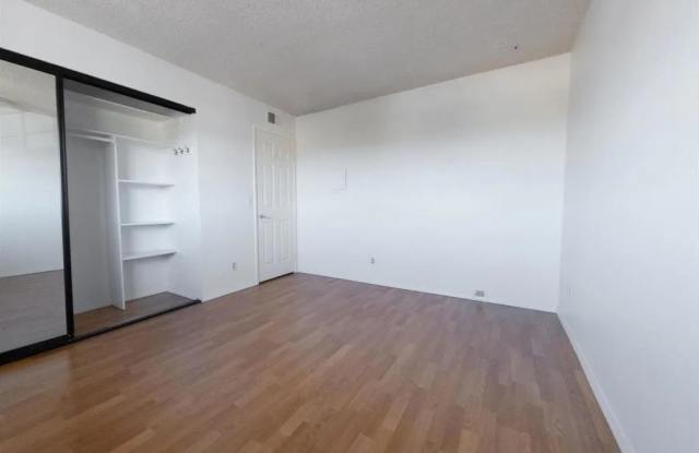 4355 Rialto St Apt 4 Gallery 3