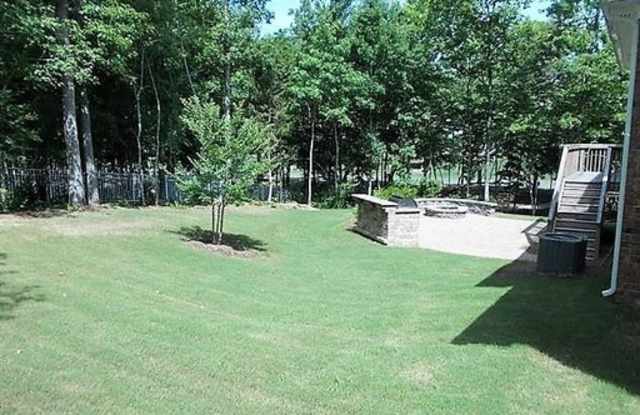 3804 Litchfield Drive Gallery 3