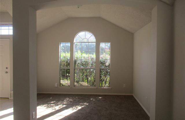 4735 Madison Drive Gallery 3
