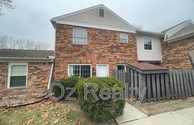 5733 Bernath CT - 5733 Bernath Court, Toledo, OH 43615