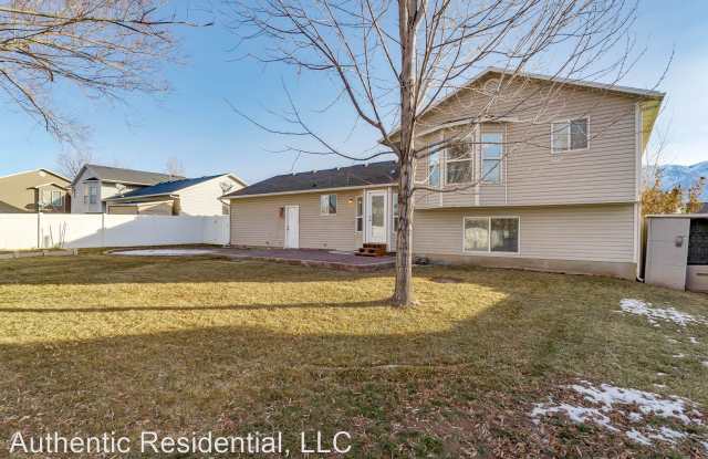 1591 N 160 W Gallery 2