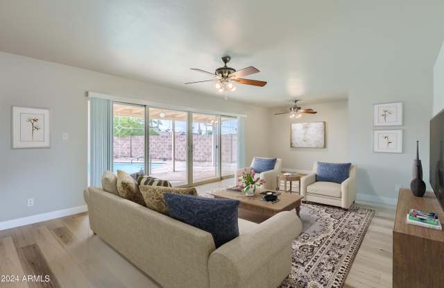 8725 E VALLEY VIEW Road - 8725 East Valley View Road, Scottsdale, AZ 85250