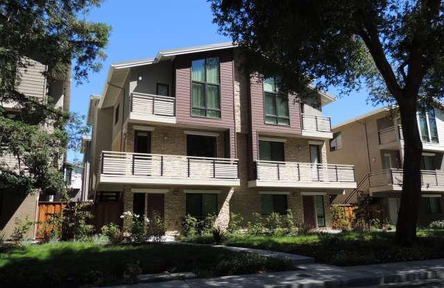 Hurry! RARE VACANCY! 3 BR Model home with 2-Car Parking! GREAT LOCATION! photos photos