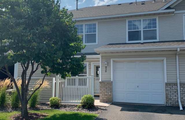 2BR/1.5BA Townhouse - Oakdale- Available Nov. 1 Gallery 1