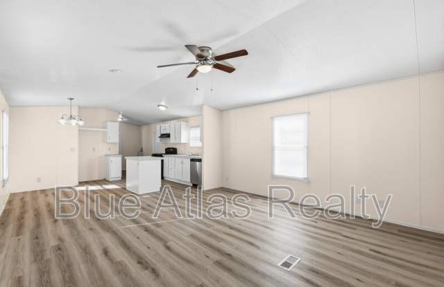 825 Dawn Light Drive - 825 Dawn Light Drive, Arlington, TX 76001