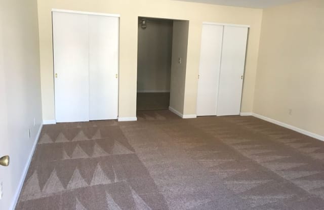 422 Aylesford Pl 7 - 422 Aylesford Place, Lexington, KY 40508