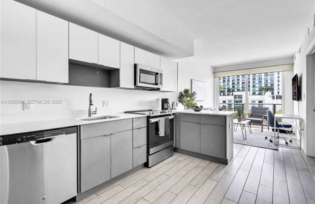 321 Northeast 26th Street photos photos