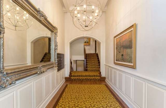 The Carlyle of Queen Anne photos photos