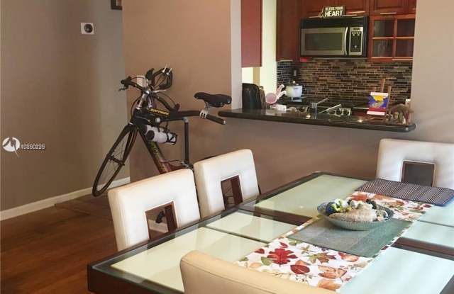 11001 NW 11th CT Gallery 2