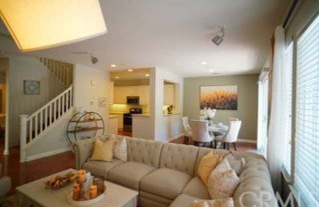 20 Bolinas Gallery 3