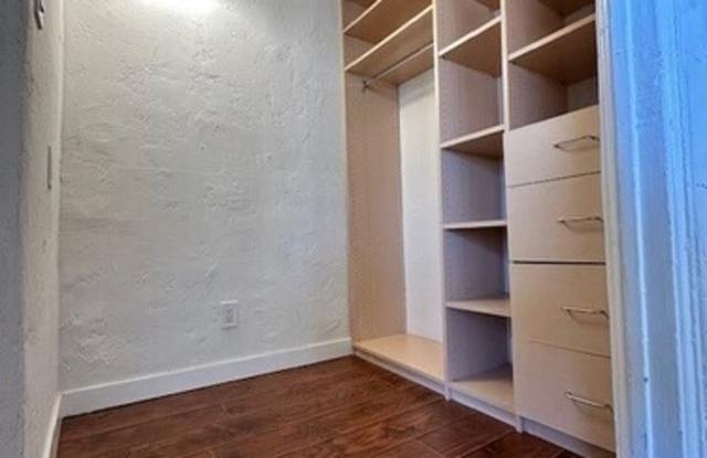 827 4th St photos photos