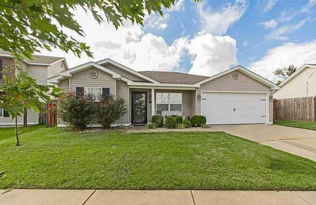 Move-In Ready 3 Bed / 2 Bath Home with Fenced Yard  2-Car Garage photos photos