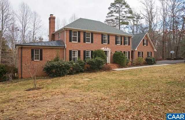 720 GARTHFIELD LN Gallery 2
