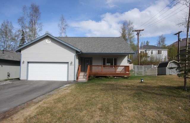 4 Bedroom Ranch Home in Eagle River! photos photos 4 Bedroom Ranch Home in Eagle River! photos photos