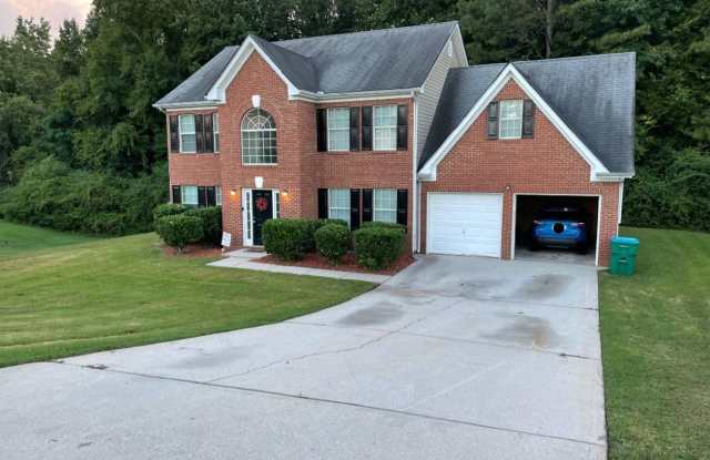 **PRICE IMPROVEMENT** 121 Meadow Creek Ct: Total electric 4BD, 2.5BA, 2-story home on sloping lot in Henry County. Available NOW! photos photos