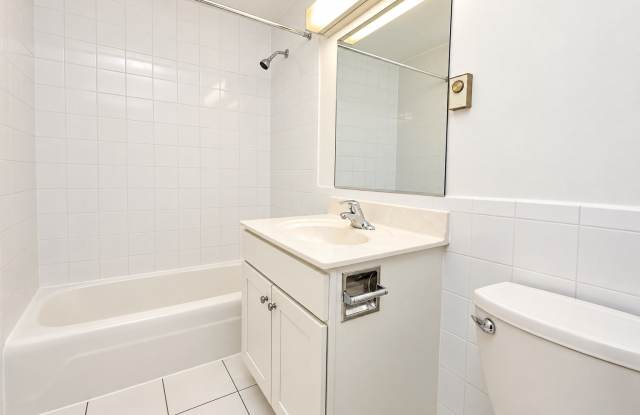 75 Elmwood Park Gallery 2