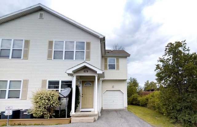 675-695 Skinnersville Rd. photos photos