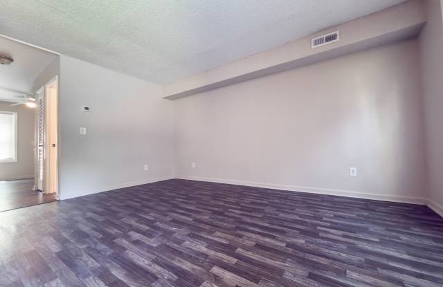 Summerville location! Gallery 4