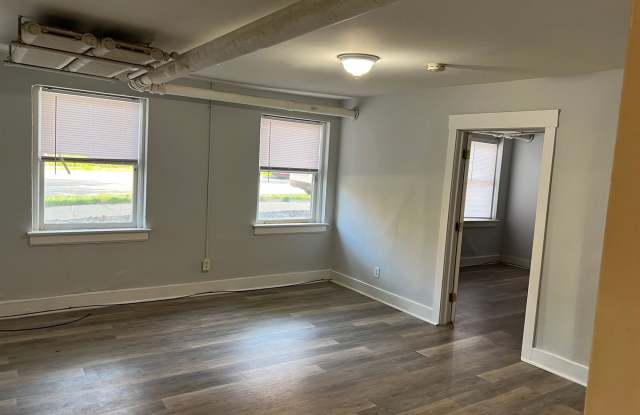 454 Wealthy St SE # 1 Gallery 2