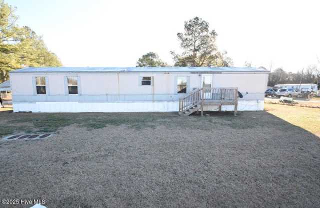 3106 Pumpkin Lane - 3106 Pumpkin Lane, Pitt County, NC 27858