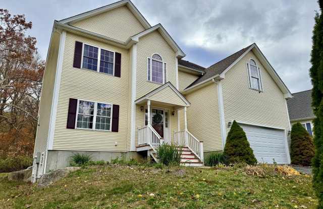 155 Ledgeland Drive - 155 Ledgeland Drive, Old Mystic, CT 06355