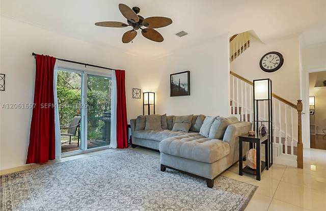4216 Leo Ln Gallery 2