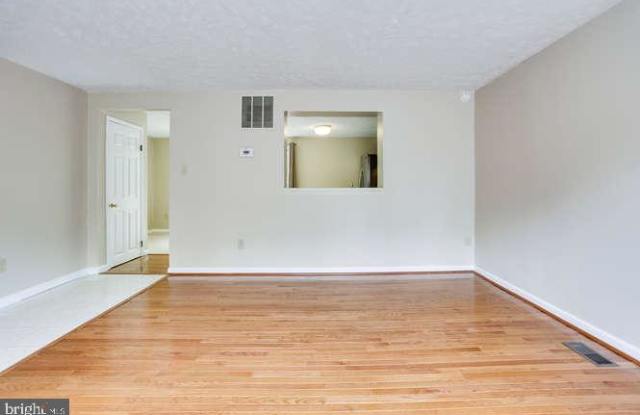 4906 SUGAR MAPLE LANE Gallery 4