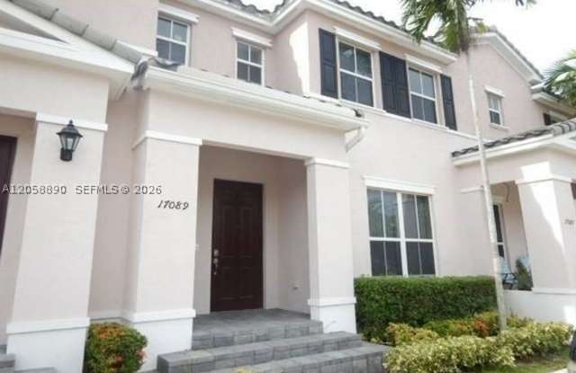 17089 SW 93rd St photos photos
