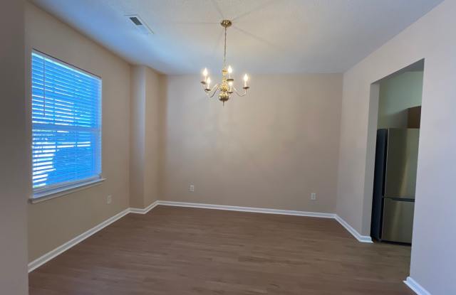 Liberty Hall Townhome Gallery 4
