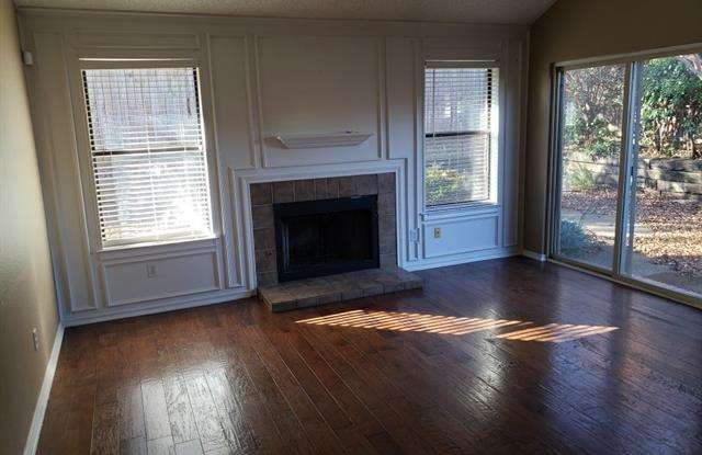 1213 Winslow Lane Gallery 2