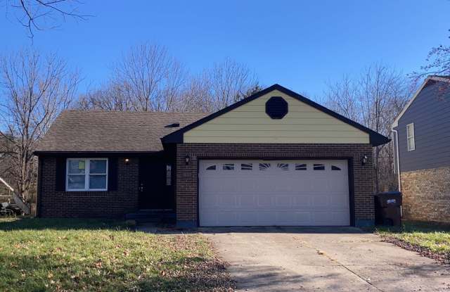 **Available Now** 1613 Kenway Pl 3BR/1.5BA (Middletown) **DEPOSIT PENDING** Email Leasing@bbrents.com to join the waitlist! - 1613 Kenway Place, Middletown, OH 45044