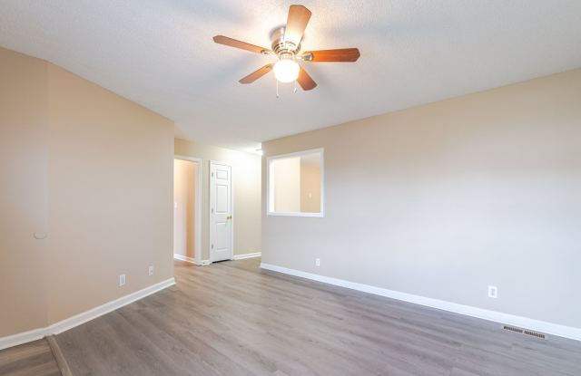 Move-In Special Available! Move-In & Save! Half Off Your First Month + Application Fee Credit! Gallery 3