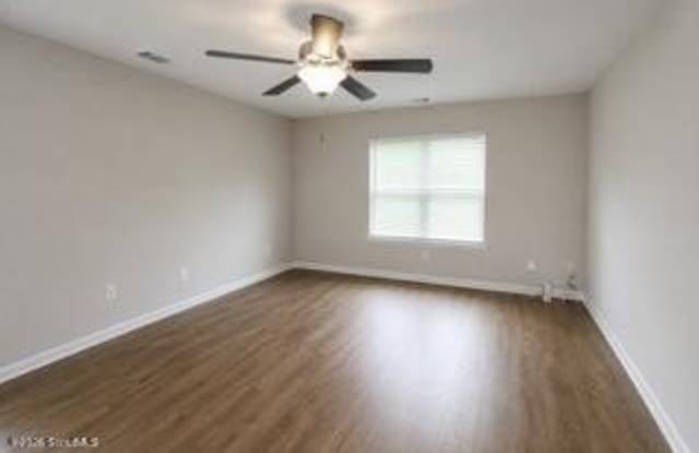 10063 Woodland Cove Gallery 4