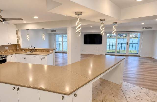 3565 Port Cove Drive Gallery 3