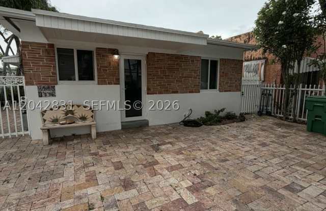 3115 NW 23rd Ave photos photos