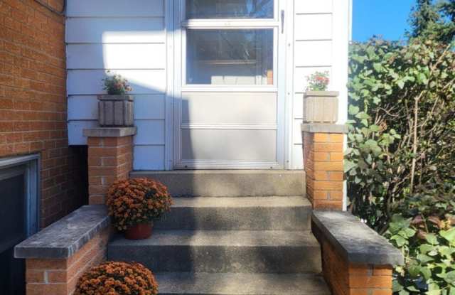 8435 S 81st Avenue unit: 1 photos photos