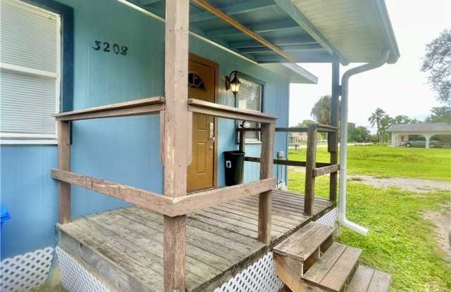 3208-3216 Dale Street photos photos