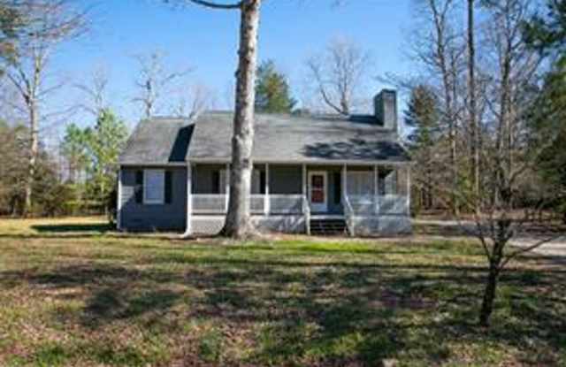 Call Sabrina at 757-767-0767 for more information photos photos