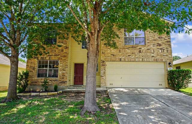 Spacious Cibolo Home Near Steele High School - Realtor Commission: $500 photos photos