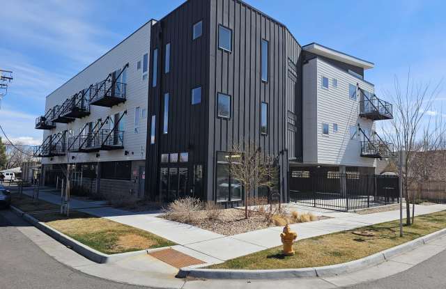 1590 Ingalls Street photos photos