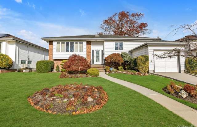 681 Flanders Drive - 681 Flanders Drive, Woodmere, NY 11581