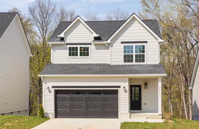 4094 Inlet Loop Gallery 1
