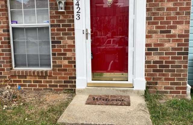 2423 W ROSECROFT VILLAGE CIR - 2423 West Rosecroft Village Circle, Glassmanor, MD 20745