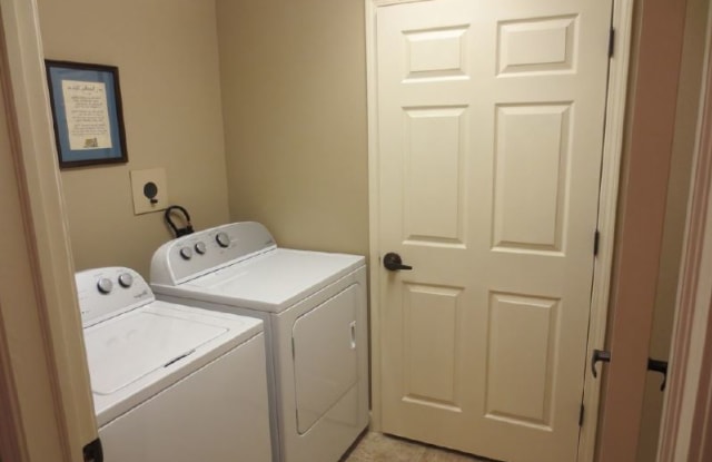 709 Bedford St - 709 Bedford Street, Austin, TX 78702